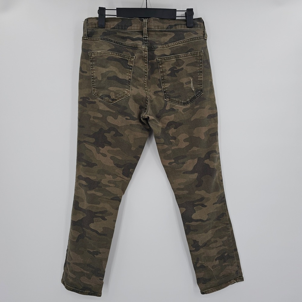 GAP Womens Size 28 Camo Distressed‎ Best Girlfriend Jeans 26 Inch Inseam Cropped - Picture 2 of 12